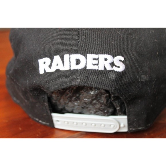 RARE Vintage Oakland Raiders Shadow Snapback | Mercari Vintage OAKLAND RADERS Hat New Era 9Fifty NFL Raiders Snapback *RARE/NWT